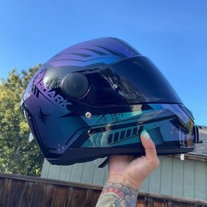 Shark D Skwal Dharkov Iridescent +Matte Black+ Sena Bluetooth Motorcycle Helmets